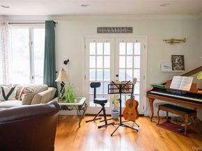 8 Chauncey Lane, Coram NY 11727