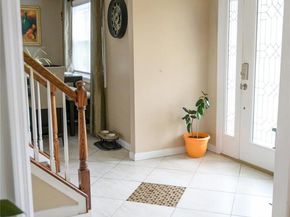 8 Chauncey Lane, Coram NY 11727