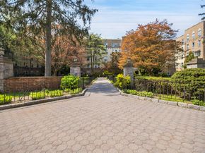 472 Gramatan Avenue Bldg 4 Unit 2U, Fleetwood NY 10552