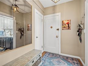 472 Gramatan Avenue Bldg 4 Unit 2U, Fleetwood NY 10552