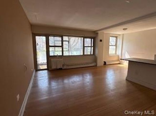 12161 Flatlands Avenue 3C, Brooklyn NY 11207