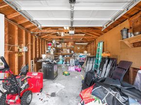 18 Seitz Drive, Bethpage NY 11714