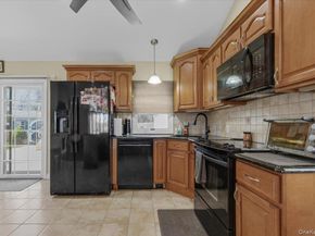 18 Seitz Drive, Bethpage NY 11714