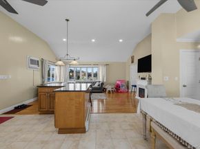 18 Seitz Drive, Bethpage NY 11714