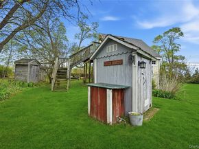 12 Herricks Lane, Jamesport NY 11901