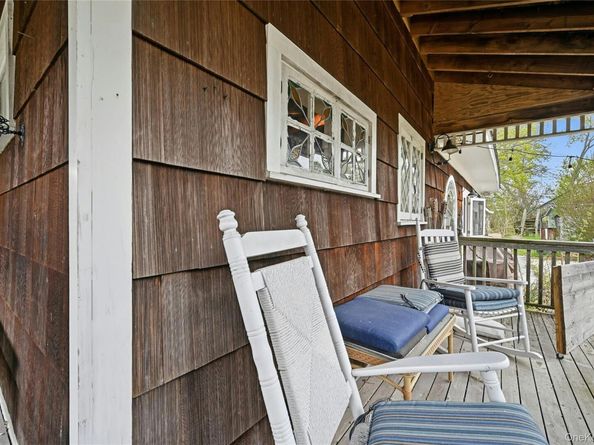 12 Herricks Lane, Jamesport NY 11901