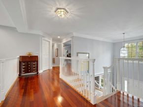 34 Eagle Court, White Plains NY 10605