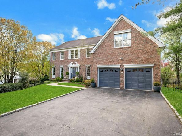 34 Eagle Court, White Plains NY 10605