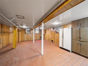 68-40 78th Street, Middle Village NY 11379
