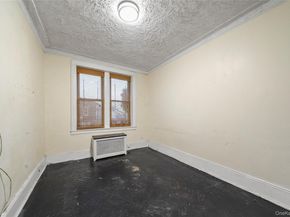 68-40 78th Street, Middle Village NY 11379