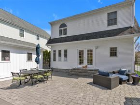 23 Grove Street, Cold Spring Harbor NY 11724