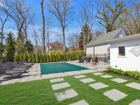 23 Grove Street, Cold Spring Harbor NY 11724