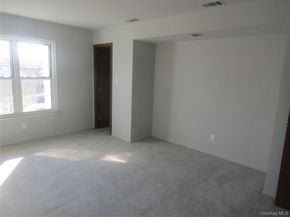 175 Main Avenue 156, Wheatley Heights NY 11798