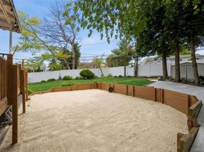 115 Morewood Drive, Smithtown NY 11787
