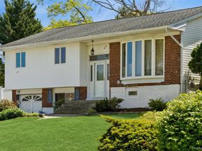 115 Morewood Drive, Smithtown NY 11787