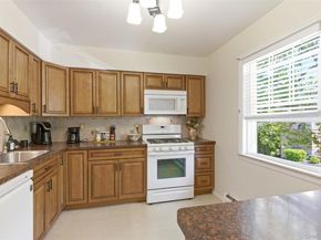 10 Harbour Lane 4B, Oyster Bay NY 11771