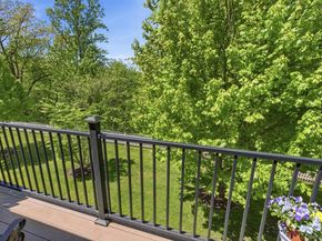 10 Harbour Lane 4B, Oyster Bay NY 11771