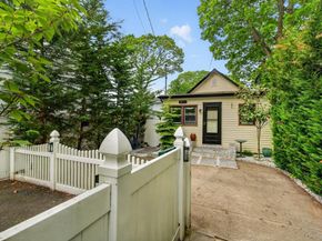 2084 Washington Street, Merrick NY 11566