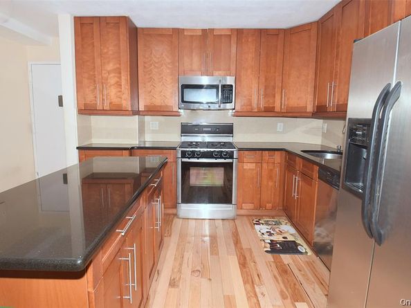 12-32 Diane Place 204 L, Bayside NY 11360