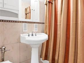 2580 Ocean Parkway 2K, Brooklyn NY 11235
