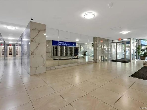 2580 Ocean Parkway 2K, Brooklyn NY 11235
