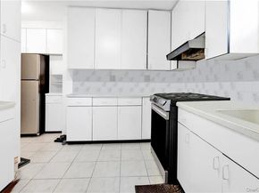 2580 Ocean Parkway 2K, Brooklyn NY 11235