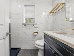 24002 Oak Park Drive 18C, Little Neck NY 11362
