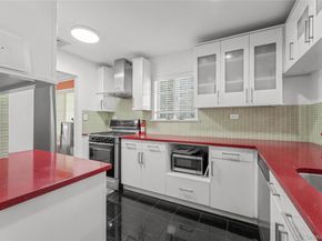 24002 Oak Park Drive 18C, Little Neck NY 11362