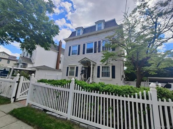 324 150th Street, Whitestone NY 11357