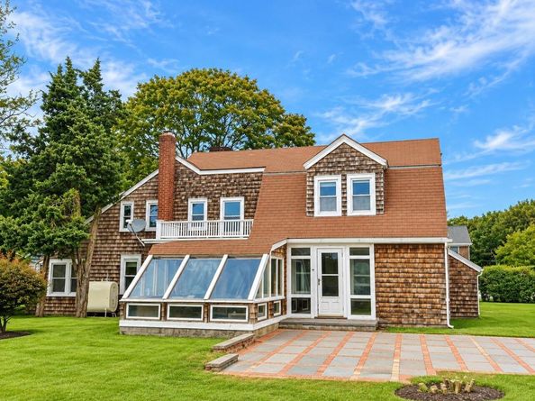 53 Foster Avenue, Hampton Bays NY 11946