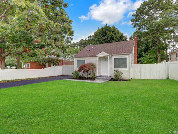 386 Tallwood Drive, Shirley NY 11967