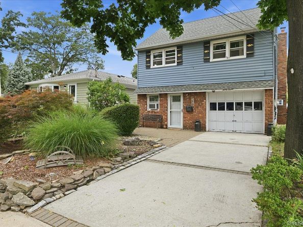 37 Cherry Street, Massapequa NY 11758