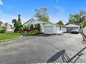 170 W 9th Street, Deer Park NY 11729