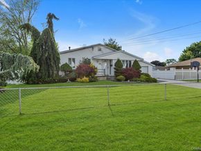 170 W 9th Street, Deer Park NY 11729