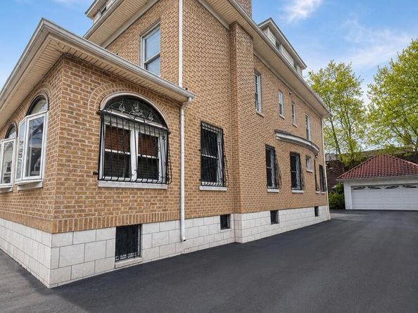 2536 Davidson Avenue, Bronx NY 10468