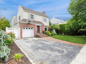 6 Newkirk Avenue, East Rockaway NY 11518