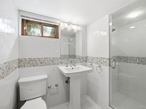 98-19 160th Avenue, Howard Beach NY 11414