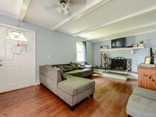 102 E 12th Street, Huntington Station NY 11746