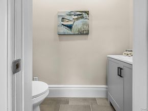 10 Harby Drive, Huntington NY 11743