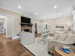 10 Harby Drive, Huntington NY 11743