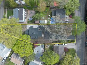 10 Harby Drive, Huntington NY 11743