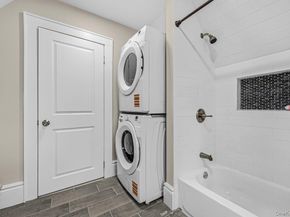 10 Harby Drive, Huntington NY 11743