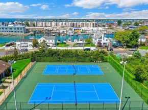 1 Anchorage Way 601, Freeport NY 11520