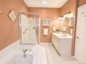 562 Bardini Drive, Melville NY 11747