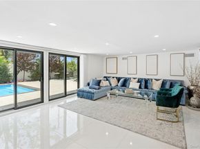 821 Longview Avenue, North Woodmere NY 11581