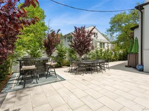 821 Longview Avenue, North Woodmere NY 11581