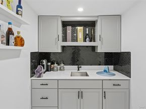 821 Longview Avenue, North Woodmere NY 11581