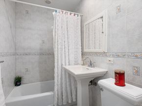 4 Water Lane N, Levittown NY 11756