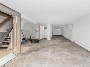 2812 Harrington Avenue, Bronx NY 10461