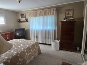 2127 Leighton Road, Elmont NY 11003